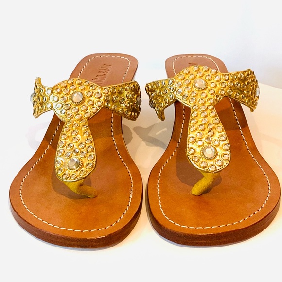 Mystique Thong Sandal with 2” Wedge…Gold with Clear Czech Crystals Size 10 NWT - Picture 3 of 5